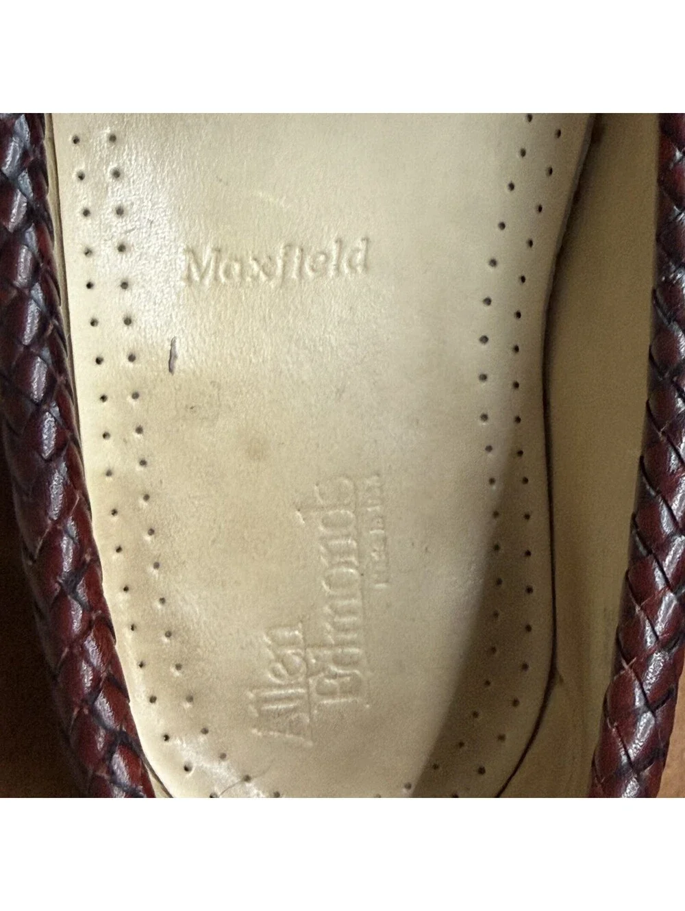 Allen Edmonds Maxfield Tassel Loafer Mens 11D Burgundy Leather Slip On Shoes USA